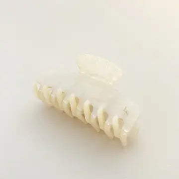 Petite Hair Claw Clip